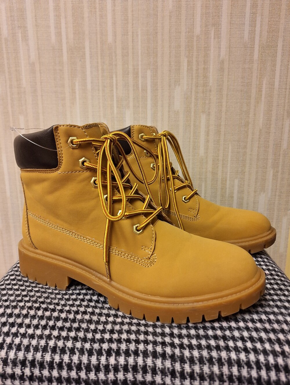 NWOT Women's Telluride Clothing Co Work Boots - 7.5